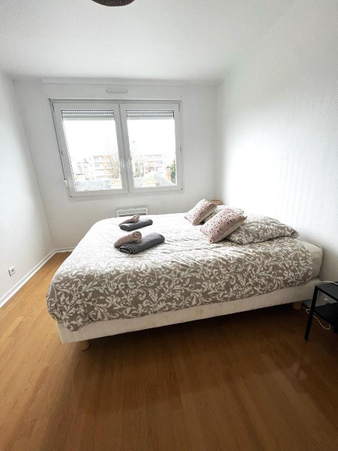 Charmant Appartement Proche Centre Ville Reims Exterior photo